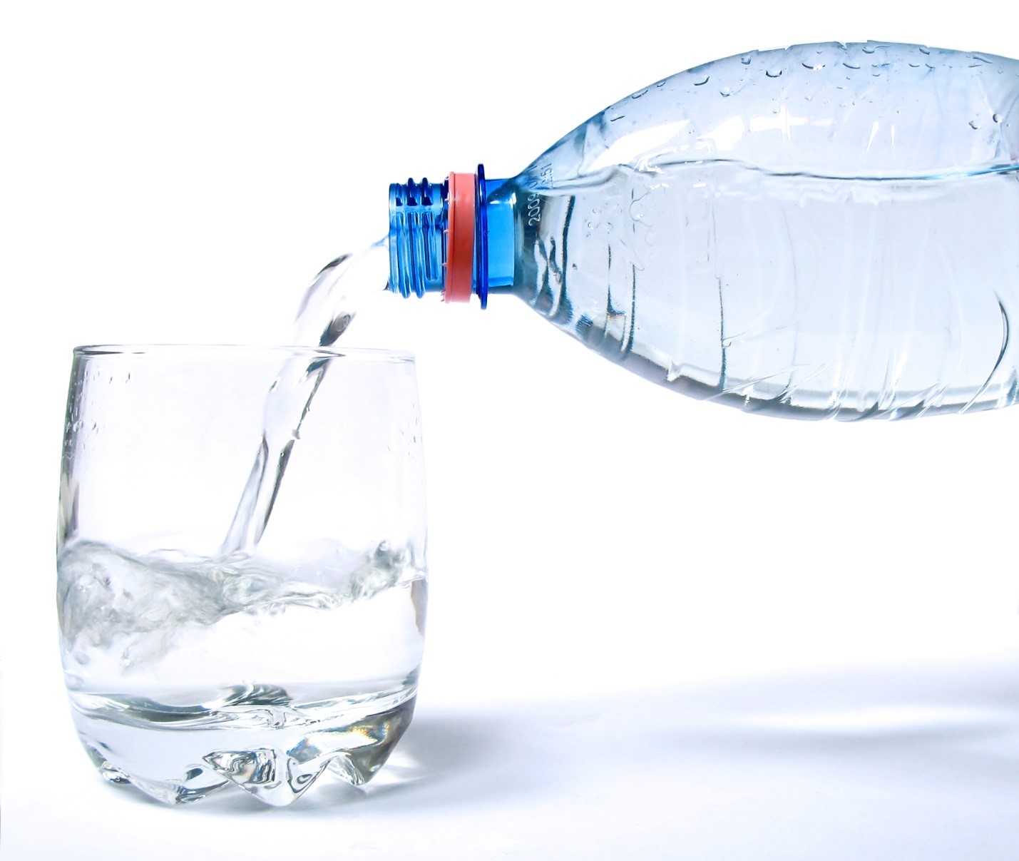 果乾水在老年人健康中的應用：高效補充水分、維生素與腸道健康的秘訣